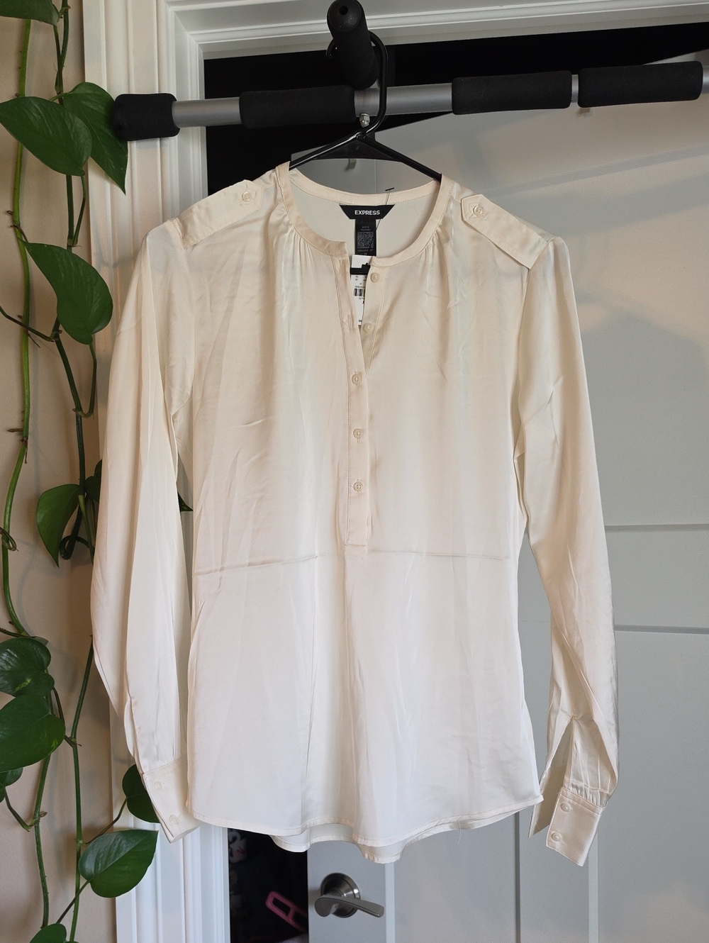 🆕️ Express Cream Long-Sleeve Button Front Henley Blouse